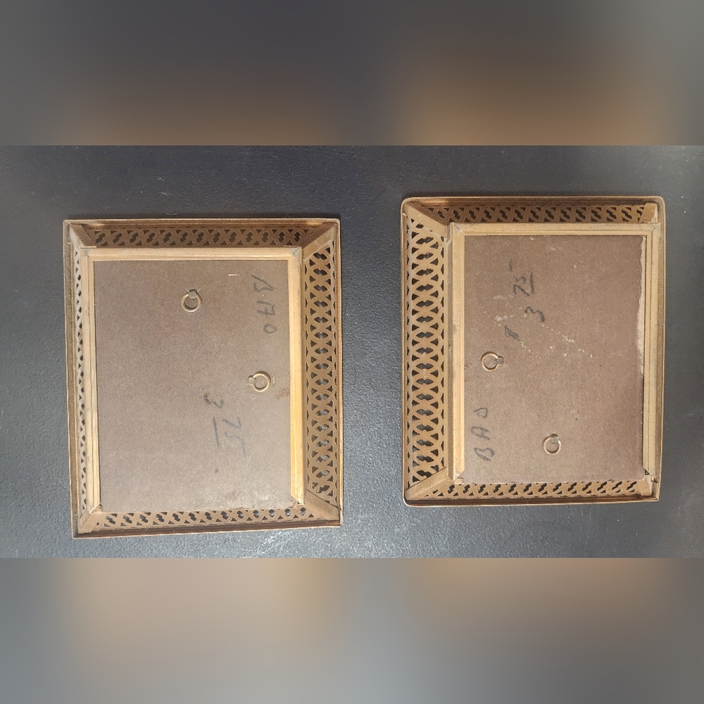 2 4x5 Vintage Metal Frames
